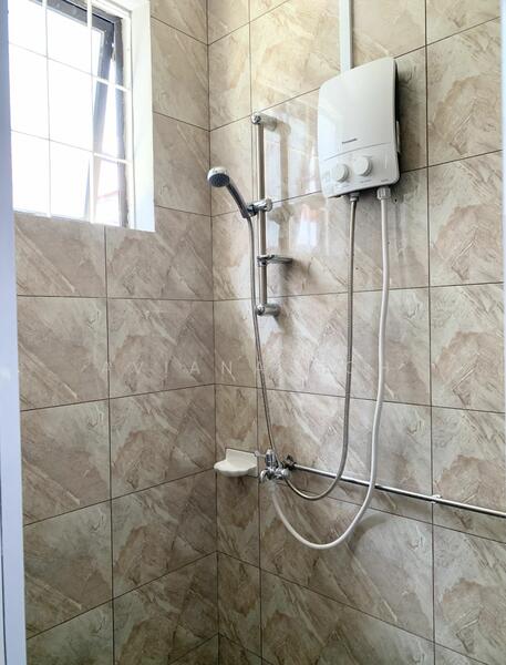 For Rent - 4BR+1 2 Storey Corner Terrace