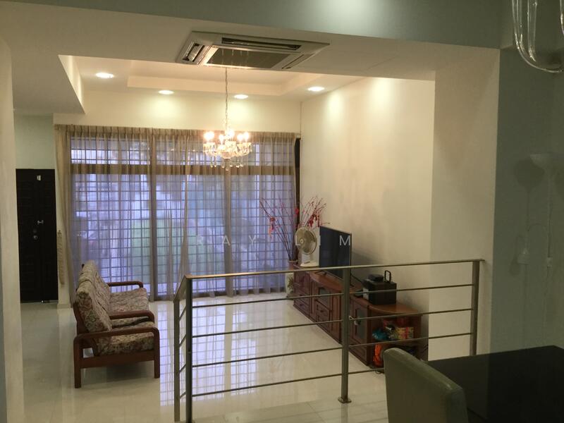 Renovated Kovan Area 1km Rosyth School ! Walk to MRT Heartland Mall, , 4 Bedrooms, 2,400 sqft, Terraced House For Rent, by Ray Lim, 21910860 - PropertyGuru.com.sg