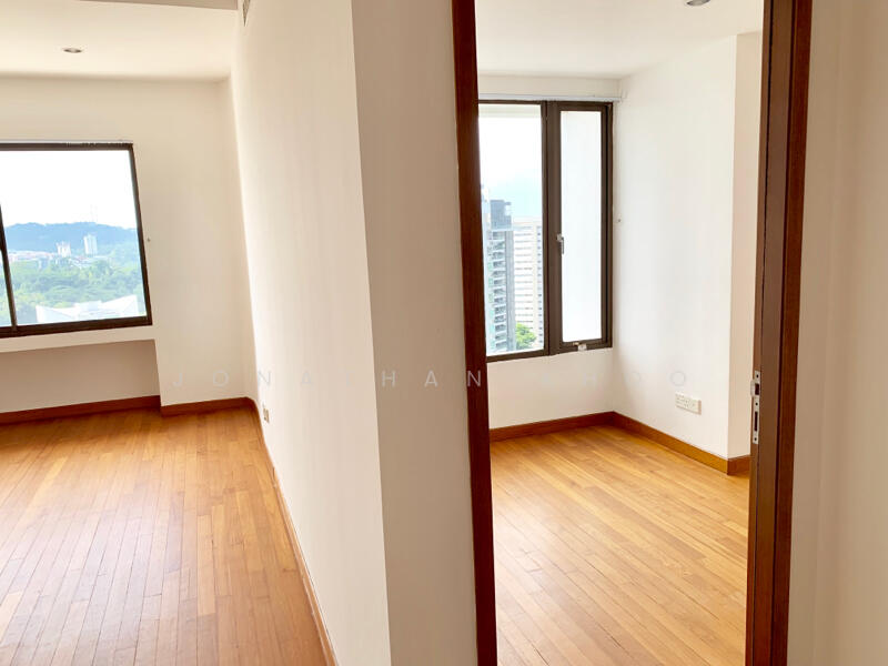 Fontana Heights, 39 Mount Sinai Road, 4 Bedrooms, 7500 sqft, Condos