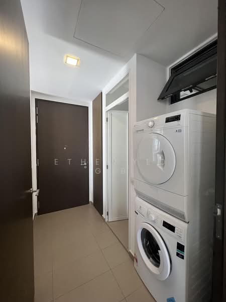 Centennia Suites, 100 Kim Seng Road, 2 Bedrooms, 1,238 sqft, Condominium For Rent, by Ethel Yeo G.B, 21913741 - PropertyGuru.com.sg