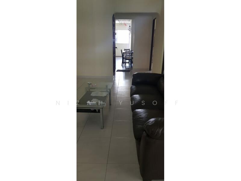 340 Bukit Batok Street 34, 340 Bukit Batok Street 34, 2 Bedrooms, 785 sqft, HDB Flat For Rent, by Nizah Yusoff, 21915735 - PropertyGuru.com.sg