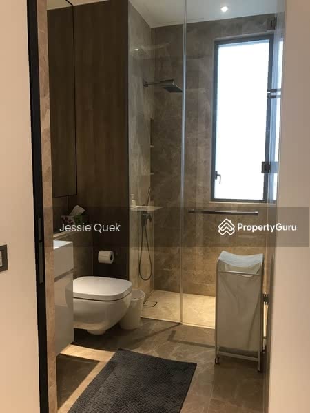 Bedroom 2 ensuite