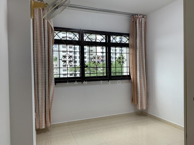 For Rent - 18 Dover Crescent