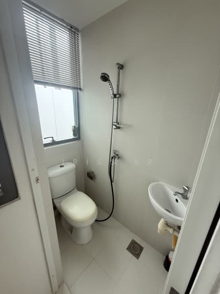Oasis Garden, 53 Jalan Bunga Rampai, 3 Bedrooms, 1,334 sqft, Condominium For Rent, by Iriss Er, 21918665 - PropertyGuru.com.sg