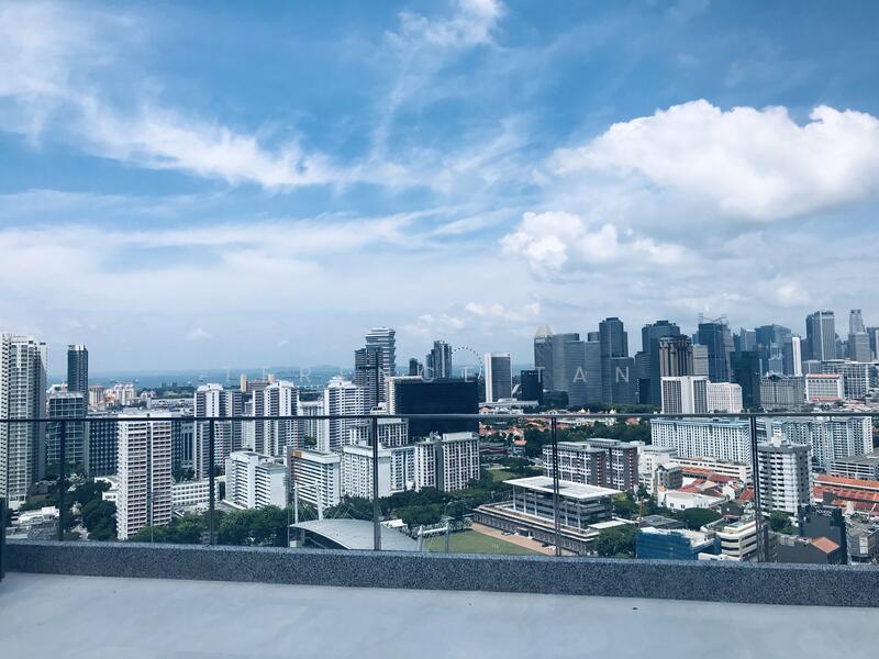 29 floor dining deck 