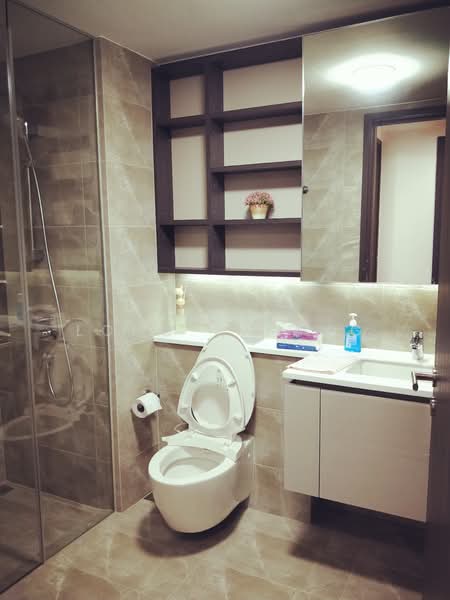 Lake Grande, 2 Jurong Lake Link, 2 Bedrooms, 614 sqft, Condominium For Rent, by Long Qifang, 21919290 - PropertyGuru.com.sg