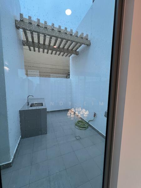 roof terrace 