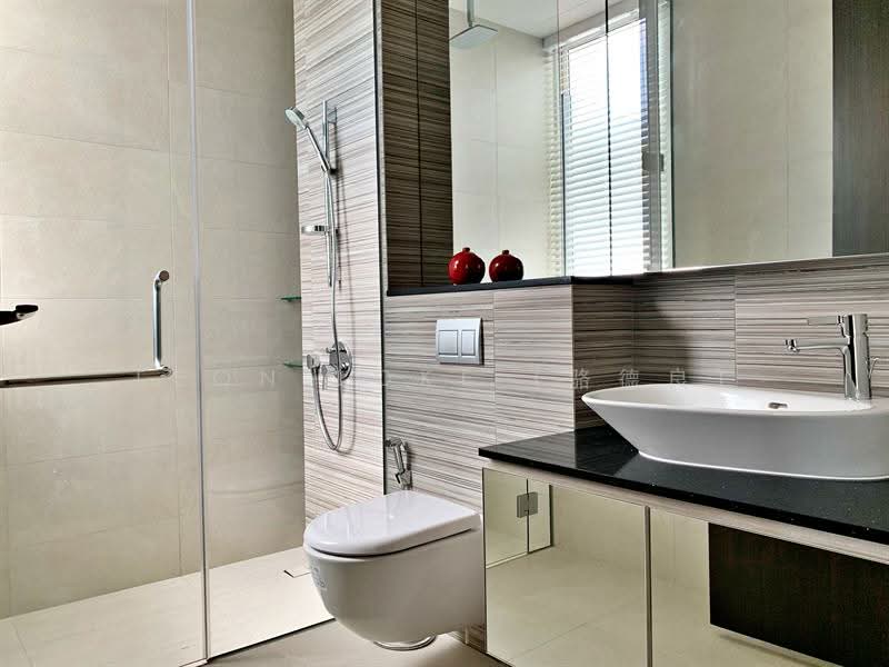 Kallang Riverside, 51 Kampong Bugis, 2 Bedrooms, 958 sqft, Condominium For Rent, by Leon Loke (骆德良), 21920423 - PropertyGuru.com.sg