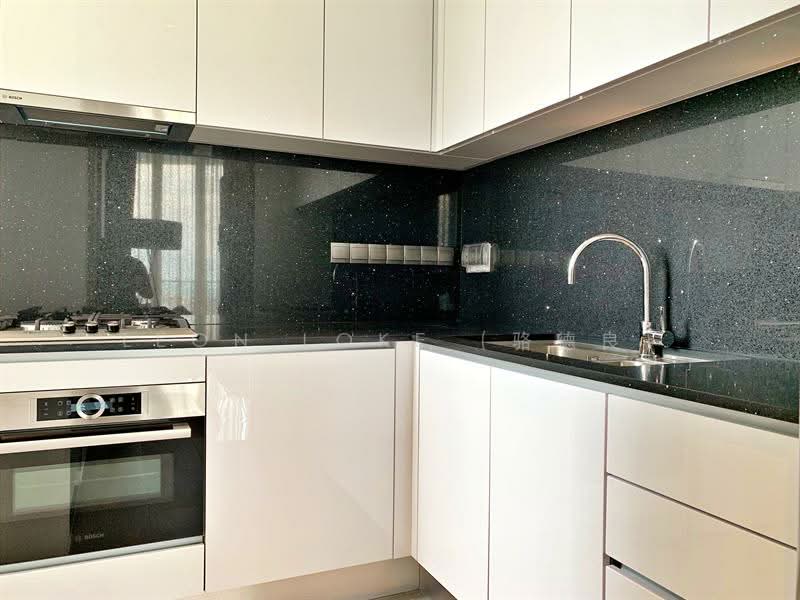 Kallang Riverside, 51 Kampong Bugis, 2 Bedrooms, 958 sqft, Condominium For Rent, by Leon Loke (骆德良), 21920423 - PropertyGuru.com.sg