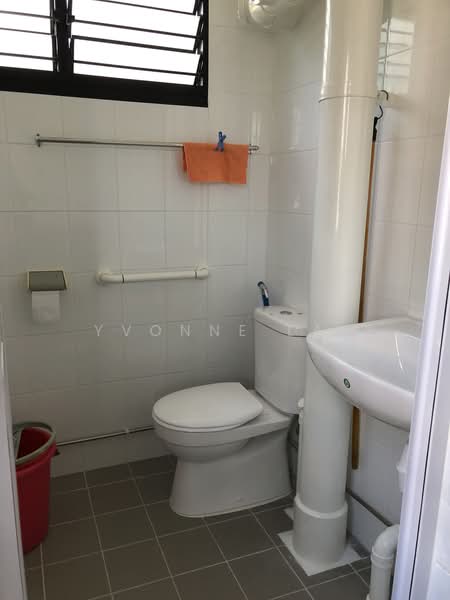 522 Bedok North Avenue 1, 522 Bedok North Avenue 1, 2 Bedrooms, 721 sqft, HDB Flat For Rent, by Yvonne Lai, 21921624 - PropertyGuru.com.sg