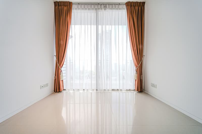 Scotts Square, 8 Scotts Road, 3 Bedrooms, 1,248 sqft, Apartment For Rent, by Deliana Lee, 21927079 - PropertyGuru.com.sg