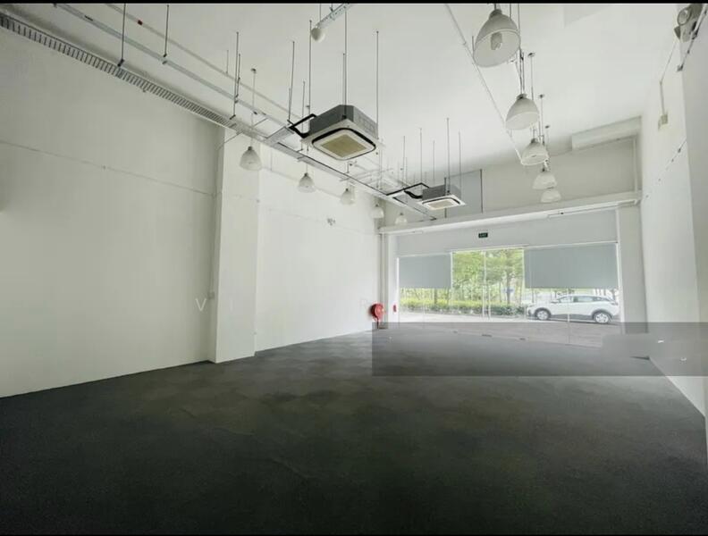 Interlocal Centre, 100G Pasir Panjang Road, 1,680 sqft, Light Industrial (B1) For Rent, by Victor The, 21928848 - CommercialGuru.com.sg