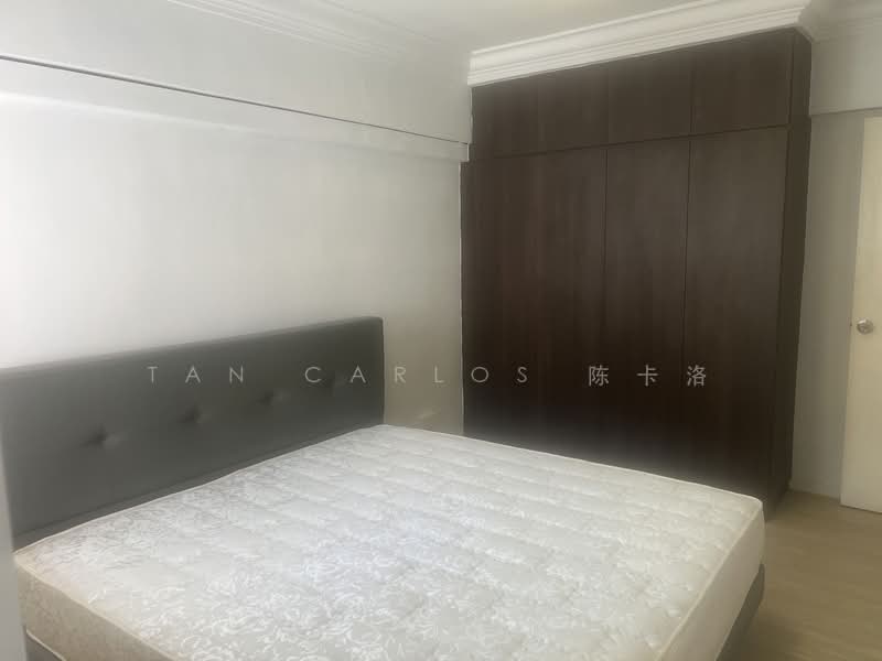 708 Hougang Avenue 2, 708 Hougang Avenue 2, Room Rental, 200 sqft, HDB Flat For Rent, by Tan Carlos 陈卡洛, 21930261 - PropertyGuru.com.sg