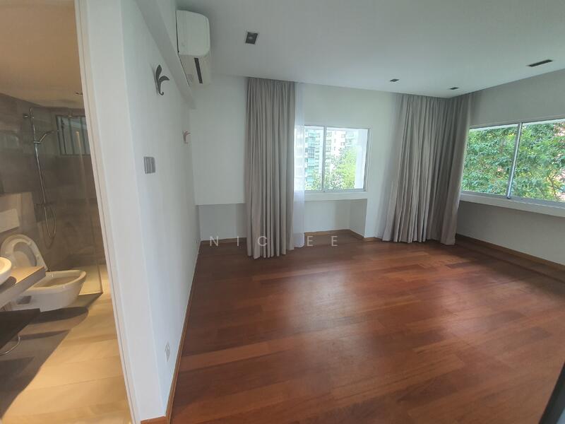 Leonie Towers, 20 Leonie Hill, 3 Bedrooms, 2,938 sqft, Apartment For Rent, by Nic Ee, 21934738 - Bedroom With Attached bath on Upper Floor - PropertyGuru.com.sg