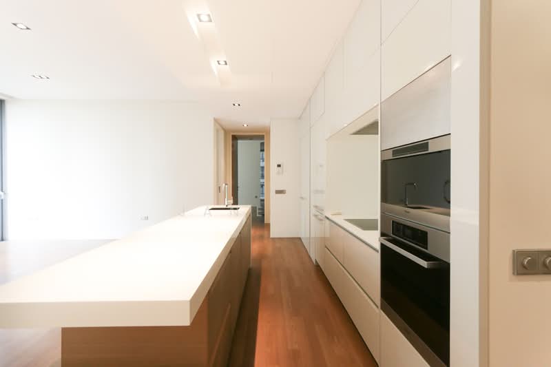 Hilltops, 99 Cairnhill Circle, 2 Bedrooms, 1,249 sqft, Condominium For Rent, by Jane Lim, 21937981 - PropertyGuru.com.sg