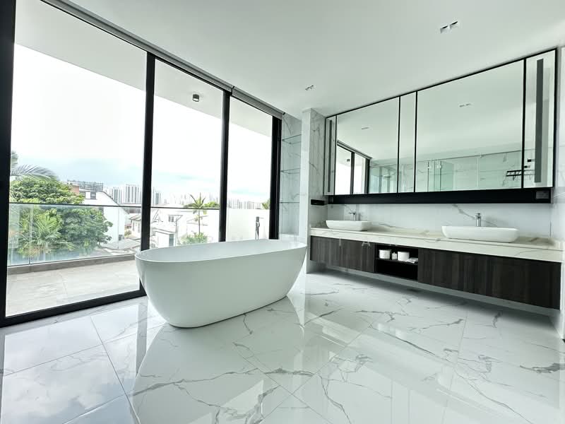 Jalan Jarak, Jalan Jarak, 6 Bedrooms, 6,080 sqft, Semi-Detached House For Sale, by Norman Tan, 21939960 - PropertyGuru.com.sg