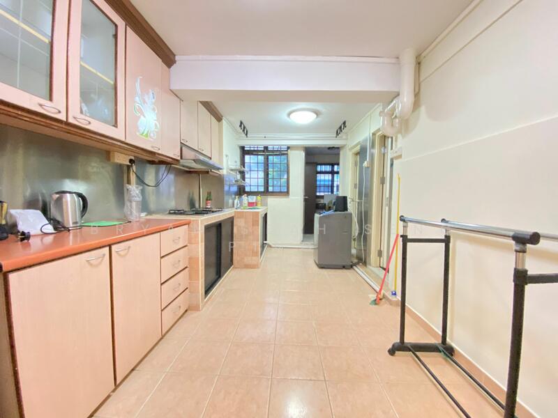 157 Lorong 1 Toa Payoh, 157 Lorong 1 Toa Payoh, 2 Bedrooms, 721 sqft, HDB Flat For Rent, by Bryan Seah Seng Ping, 21944043 - PropertyGuru.com.sg