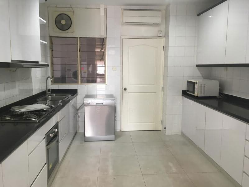 Leonie Condotel, 2 Leonie Hill Road, Orchard / River Valley, 4 Bedrooms, 2,722 sqft, Condominium For Rent, by Ravinder Ricky Singh, 21945194 - PropertyGuru.com.sg