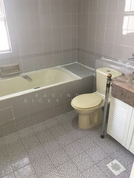 Leonie Condotel, 2 Leonie Hill Road, Orchard / River Valley, 4 Bedrooms, 2,722 sqft, Condominium For Rent, by Ravinder Ricky Singh, 21945194 - PropertyGuru.com.sg