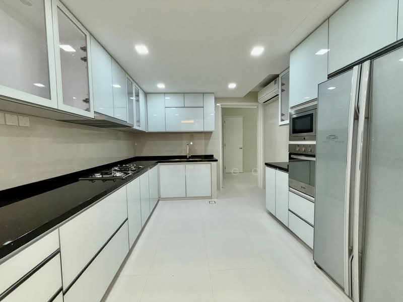 For Rent - Nassim Jade