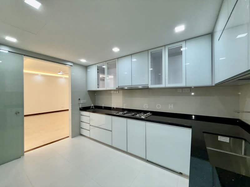 For Rent - Nassim Jade