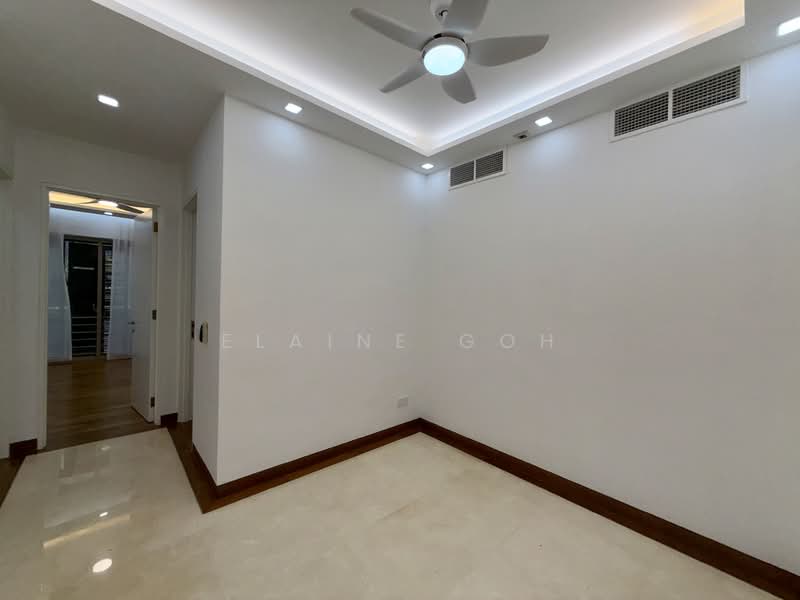 For Rent - Nassim Jade