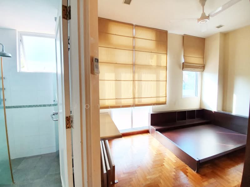 Elias Terrace, Elias Terrace, 6 Bedrooms, 2,350 sqft, Terraced House For Rent, by Joylyn Ho, 21950425 - PropertyGuru.com.sg