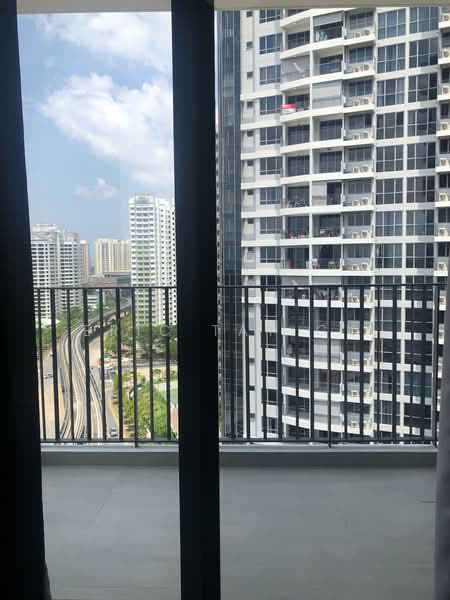 High Park Residences, 23 Fernvale, 3 Bedrooms, 893 sqft, Condominium For Rent, by Eric Tay CK, 21950851 - PropertyGuru.com.sg