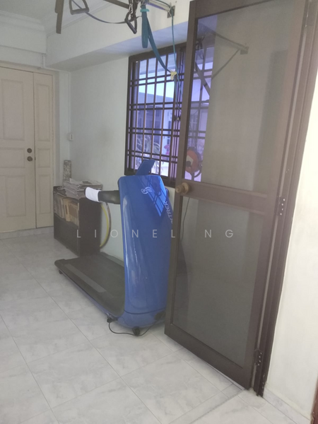 For Rent - 727 Woodlands Circle