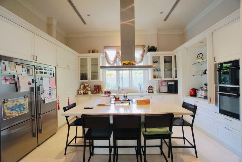 Raffles Park, Sunset Avenue, 4 Bedrooms, 12,000 sqft, Bungalow House For Rent, by Zan Chia, 21953372 - PropertyGuru.com.sg
