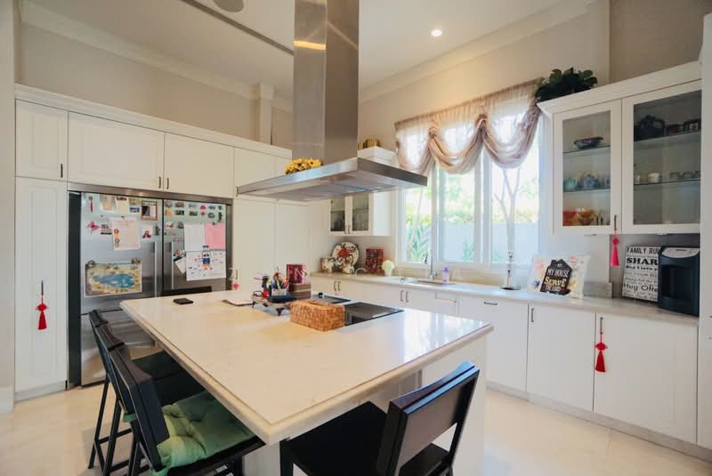 Raffles Park, Sunset Avenue, 4 Bedrooms, 12,000 sqft, Bungalow House For Rent, by Zan Chia, 21953372 - PropertyGuru.com.sg