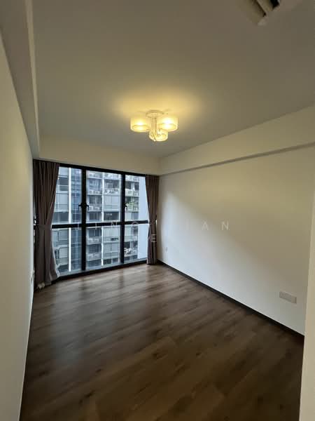 Lake Grande Condominium For Sale at S$ 1,250,000 | PropertyGuru Singapore