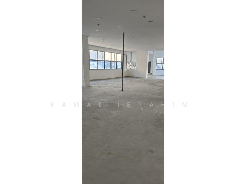 Near Toh Guan Rd, Boon Lay / Jurong / Tuas, 1,927 sqft, Light Industrial (B1) For Rent, by Kamal Ibrahim, 21960181 - CommercialGuru.com.sg