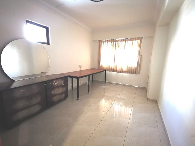 300 Canberra Road, 300 Canberra Road, 3 Bedrooms, 1,300 sqft, HDB Flat For Rent, by Jallen Huang, 21965388 - PropertyGuru.com.sg