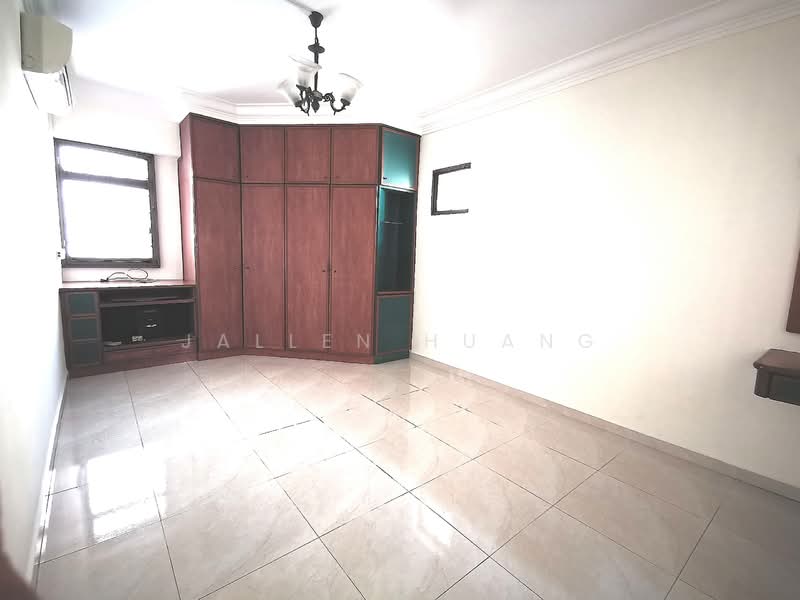 300 Canberra Road, 300 Canberra Road, 3 Bedrooms, 1,300 sqft, HDB Flat For Rent, by Jallen Huang, 21965388 - PropertyGuru.com.sg