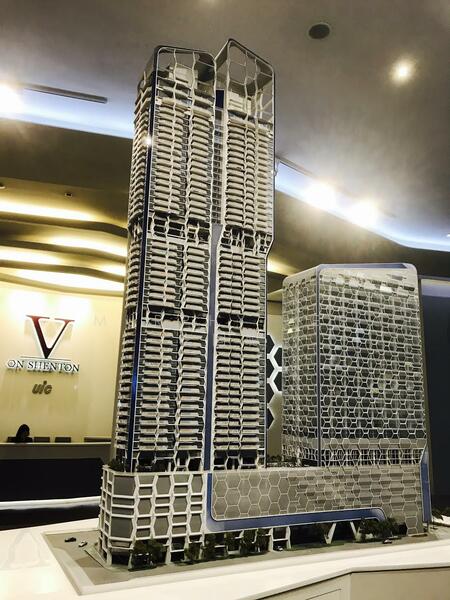 ✔ AN INVESTMENT Worth a Lifetime Positioned in Financial Heart of SG Most Sought after CCR Prime D1!