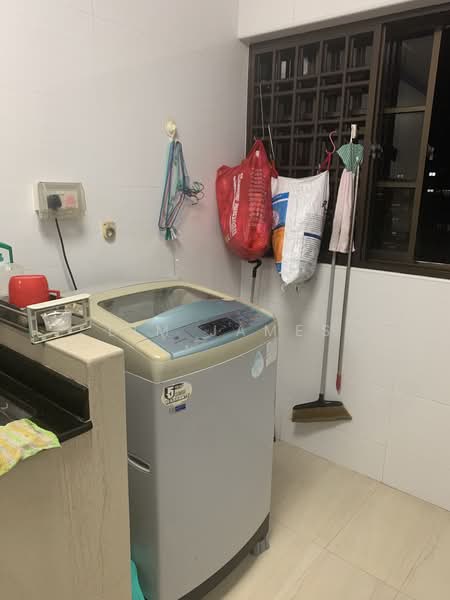 259 Tampines Street 21, 259 Tampines Street 21, Room Rental, 200 sqft, HDB Flat For Rent, by Lim James, 21969677 - PropertyGuru.com.sg