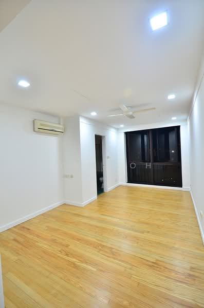 Regency Park, 11 Nathan Road, 4 Bedrooms, 3,650 sqft, Condominium For Rent, by Lynn Loh, 21971627 - PropertyGuru.com.sg