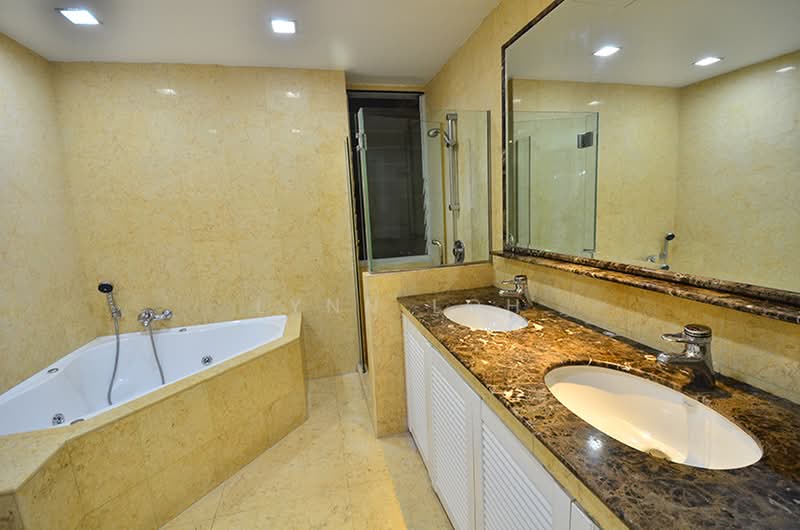 Regency Park, 11 Nathan Road, 4 Bedrooms, 3,650 sqft, Condominium For Rent, by Lynn Loh, 21971627 - PropertyGuru.com.sg
