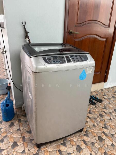 Holland Rd Ensuite Room in Detached House, 13x holland road, Room Rental, 200 sqft, Bungalow House For Rent, by Andrew Phee, 21971818 - PropertyGuru.com.sg