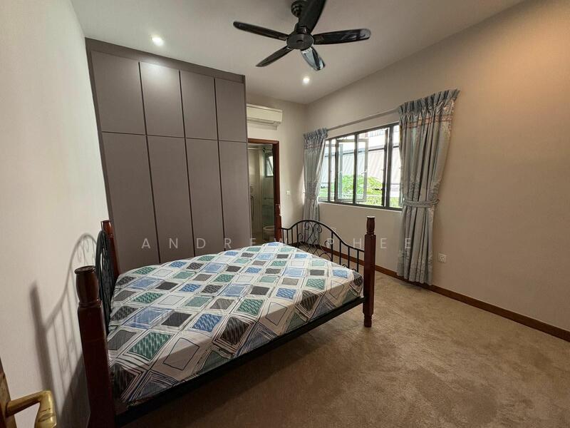 Holland Rd Ensuite Room in Detached House, 13x holland road, Room Rental, 200 sqft, Bungalow House For Rent, by Andrew Phee, 21971818 - PropertyGuru.com.sg