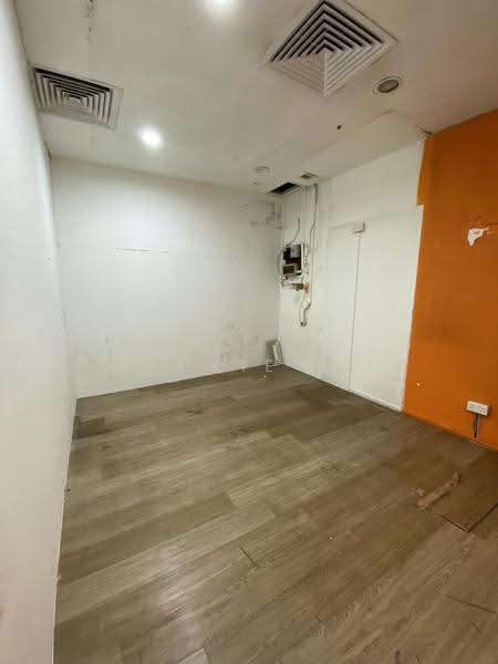 Bukit Timah Plaza, 1 Jalan Anak Bukit, Clementi Park / Upper Bukit Timah, 145 sqft, Other Retail For Rent, by Jackie Aw, 21974322 - Interior - CommercialGuru.com.sg