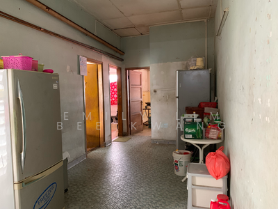 For Sale - Lorong 15 Geylang