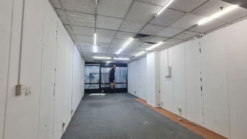 Sim Lim Square, 1 Rochor Canal Road, Beach Road / Bugis / Rochor, 409 sqft, Other Retail For Sale, by Kaylee Toh, 21980807 - CommercialGuru.com.sg