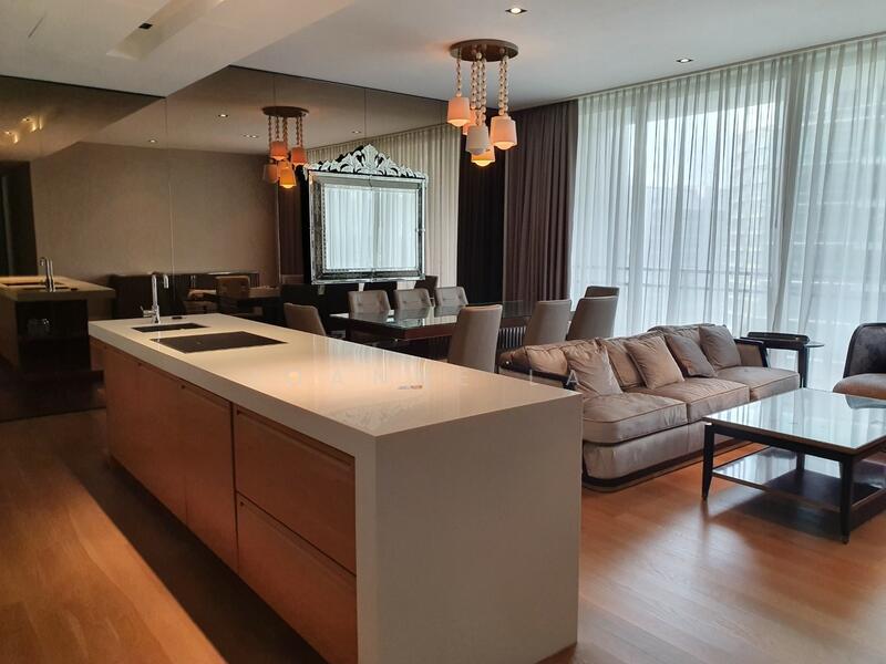 Hilltops, 99 Cairnhill Circle, Orchard / River Valley, 3 Bedrooms, 1,750 sqft, Condominium For Rent, by Joanne Lai, 21985947 - PropertyGuru.com.sg