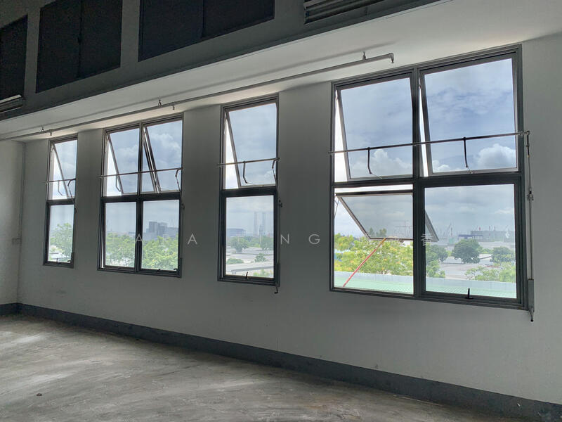 The Westcom, 1 Tuas South Avenue 6, Boon Lay / Jurong / Tuas, 3,068 sqft, Light Industrial (B1) For Sale, by Tara Ting 陈莲香, 21988354 - CommercialGuru.com.sg