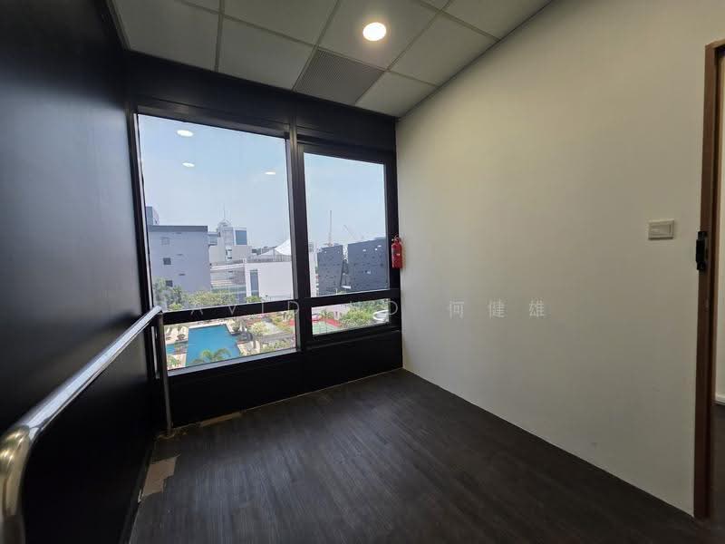Sim Lim Square, 1 Rochor Canal Road, Beach Road / Bugis / Rochor, 570 sqft, Other Retail For Rent, by David Ho 何健雄, 21989751 - CommercialGuru.com.sg