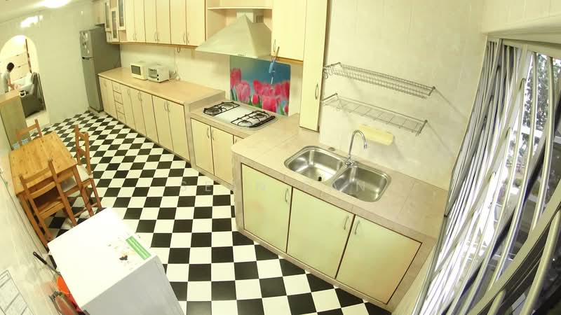 572 Ang Mo Kio Avenue 3, 572 Ang Mo Kio Avenue 3, 3 Bedrooms, 1,000 sqft, HDB Flat For Rent, by Sean Pan, 21991558 - PropertyGuru.com.sg