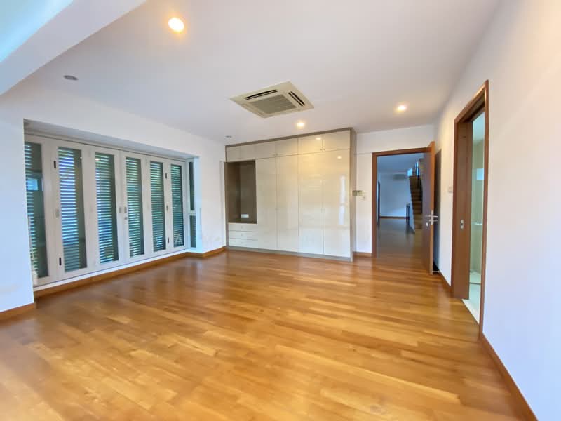 See Video in Listing! BUNGALOW NEAR AUSTRALIAN AND FRENCH SCHOOL, Cotswold Close, 7 Bedrooms, 6,311 sqft, Bungalow House For Rent, by Amy Chew, 21991992 - PropertyGuru.com.sg