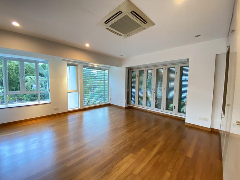 See Video in Listing! BUNGALOW NEAR AUSTRALIAN AND FRENCH SCHOOL, Cotswold Close, 7 Bedrooms, 6,311 sqft, Bungalow House For Rent, by Amy Chew, 21991992 - PropertyGuru.com.sg